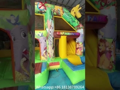 Pequeña casa de salto interior con impresión completa jirafa dibujos animados parque animal castillo con combo de silde