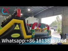 0.55mm Cursos de obstáculos inflables Zona de peligro Juegos temáticos al aire libre Jumping Castle Parque de juegos