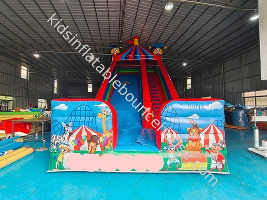 Temática de payaso 9x4m Comerciales toboganes de agua inflables 1000D Casa de salto al agua con tobogán