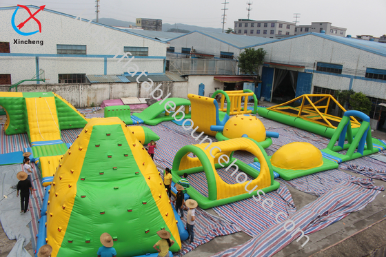 Parque acuático inflable de PVC gigante de 0,9 mm Parque acuático inflable flotante de mar o lago