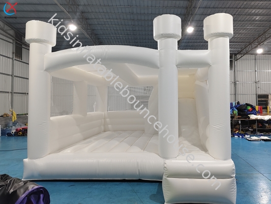Castillo de salto de boda blanco inflable personalizado con tobogán para la fiesta del evento
